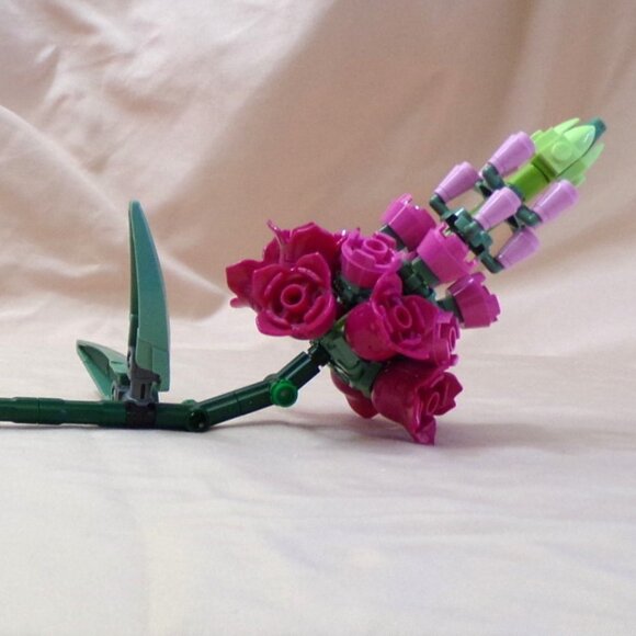 LEGO Botanical Flowers - 1 pcs Snapdragon - Curved - Individual Sale - 10280 - Picture 6 of 8